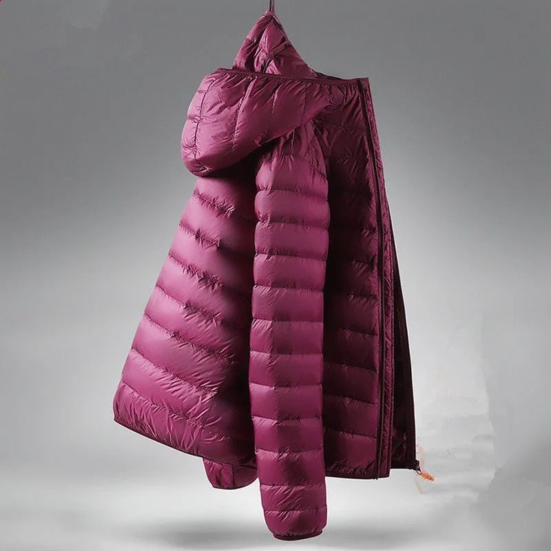 "Chaqueta acolchada ligera para hombre: abrigo corto de plumón de algodón con capucha, estilo juvenil, moderno y casual, corte cleanfit con cierre de cremallera en colores lisos."