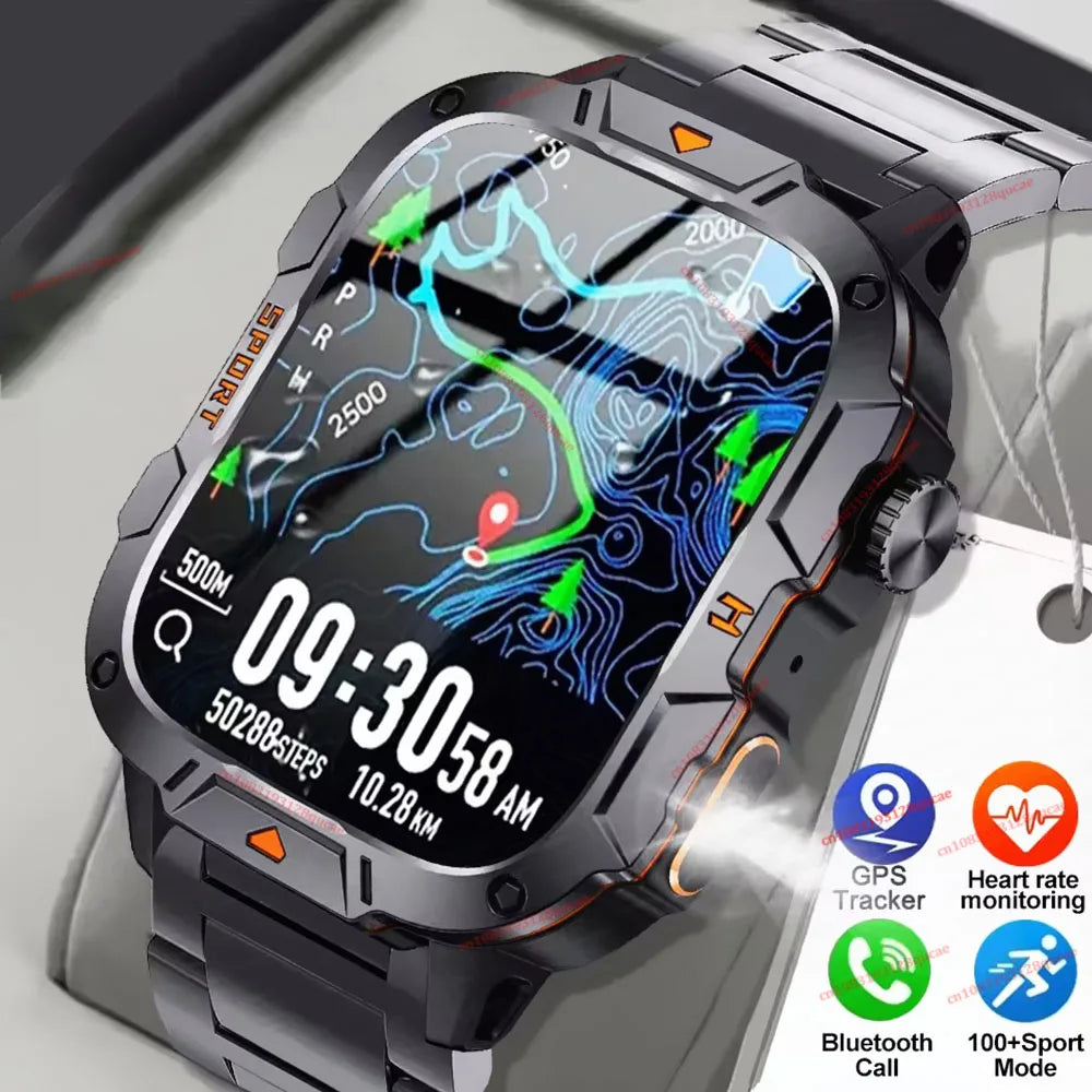 "Nuevo reloj inteligente militar para hombre: linterna LED, rastreador de actividad física y deportes al aire libre, reloj de pulsera resistente al agua IP67 / 3ATM y monitor de salud.