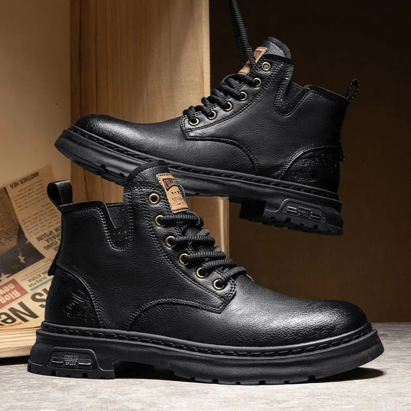 "Botas de moda estilo casual de negocios para hombre: botas de caña corta para primavera y otoño, zapatos de cuero transpirables con elementos de costura decorativa.